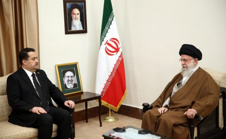 رئيس وزراء العراق والمرشد الأعلى