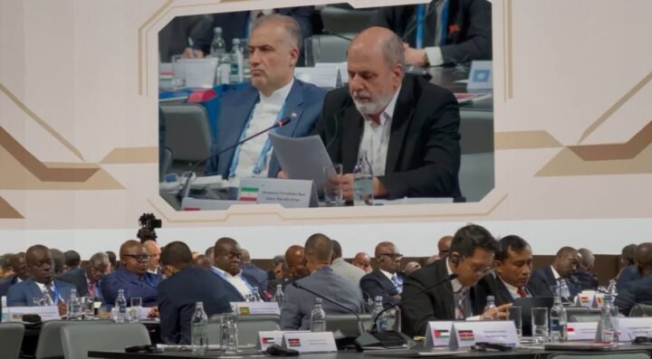 أحمديان في موسكو