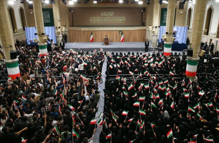 المرشد الأعلى وأميركا