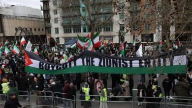 احتجاجات في أوروبا وإيران