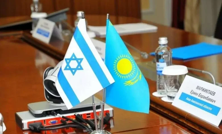 عادی سازی روابط