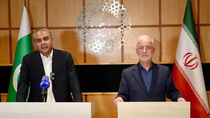 وزرای کشور ایران و پاکستان